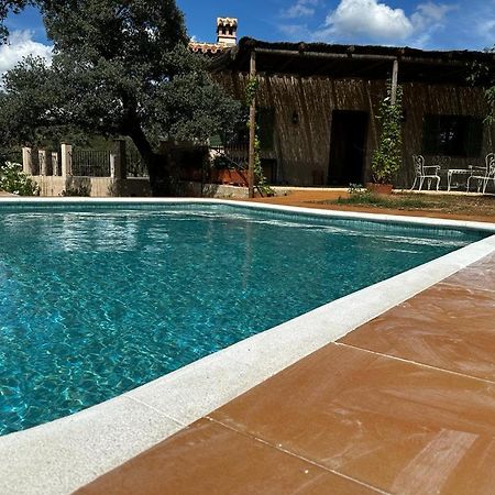 Alojamiento Rural En Aracena. Finca El Rehilete Exterior photo